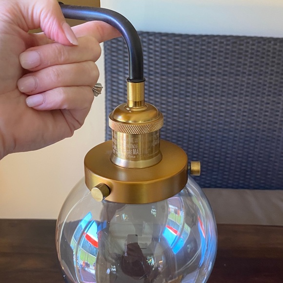NIB- GORGEOUS BRASS WALL SCONCE WITH BLACK ARM AND GLASS GLOBE - Picture 14 of 15